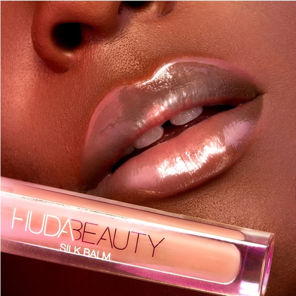Huda Beauty Silk Balm Lip Balm Blush - Picture 13 of 16